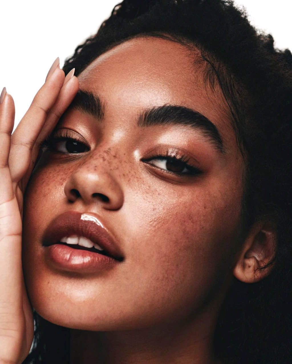 Close-up of a person with natural makeup and skin texture. Best skincare serum
	2.	Vitamin C serum
	3.	Face serum for glowing skin
	4.	Anti-aging serum
	5.	Hydrating face serum
	6.	Vegan cruelty-free skincare serum
	7.	Natural anti-aging face serum
	8.	Serum for acne-prone skin
	9.	Collagen boosting serum
	10.	Buy face serum online